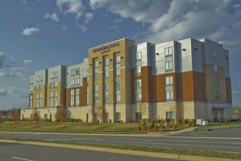 Springhill Suites By Marriott Charlotte Ballantyne Exterior foto